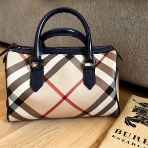Nova check Burberry handbag